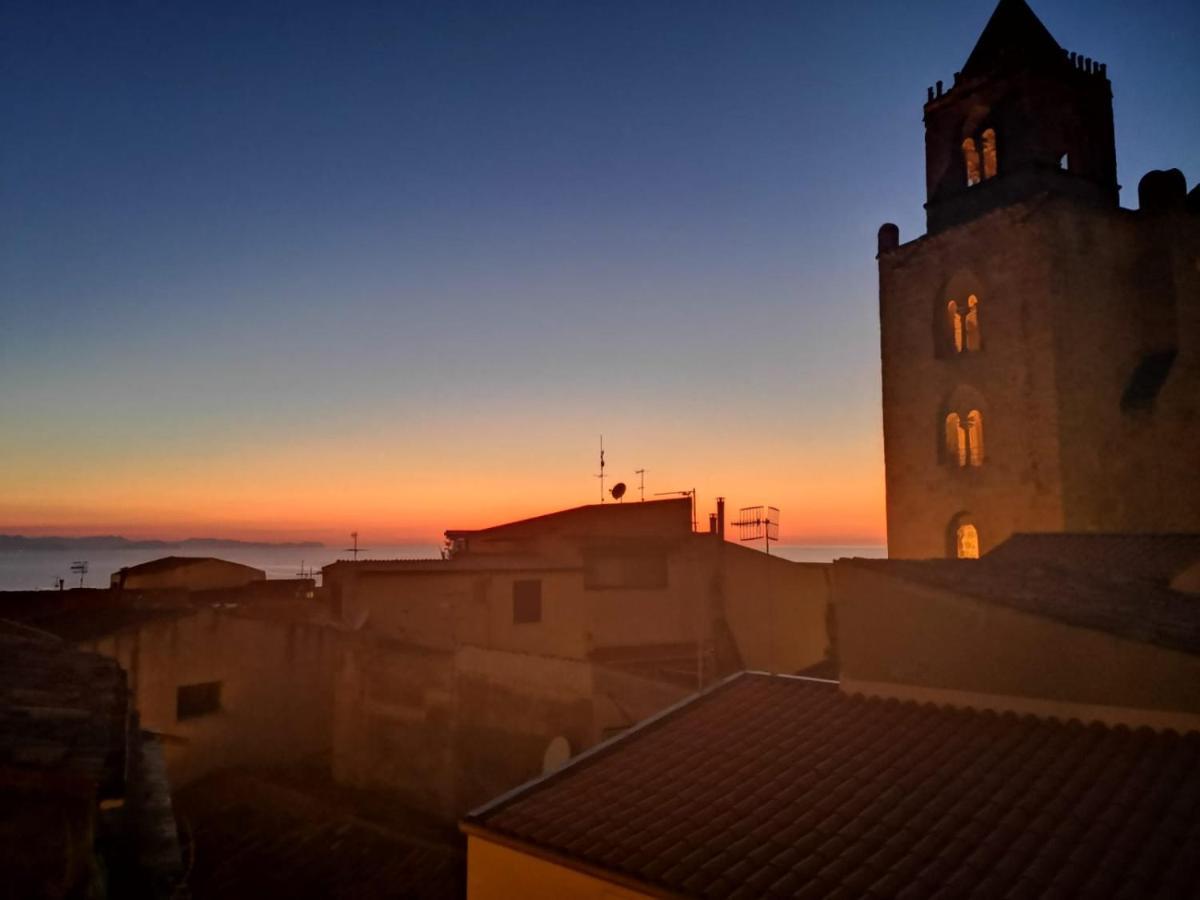 Duomo Rooms Cefalù Eksteriør billede